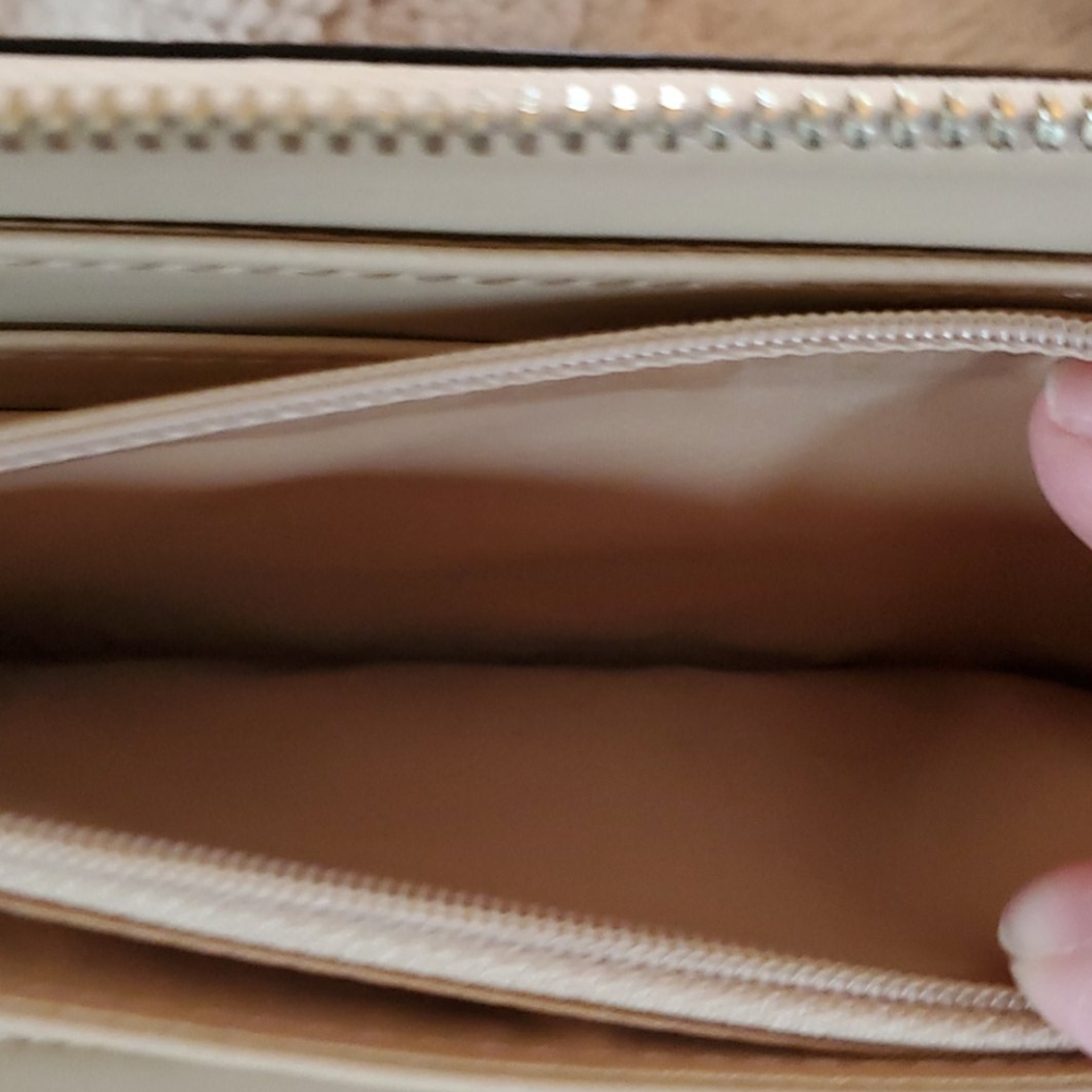 Guess wallet - Picture 6 of 7